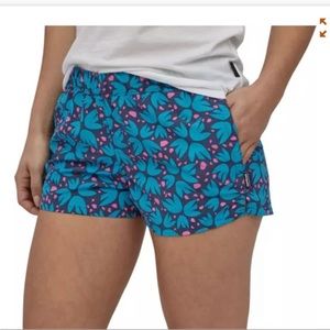 Patagonia womens barely baggies 2.5”